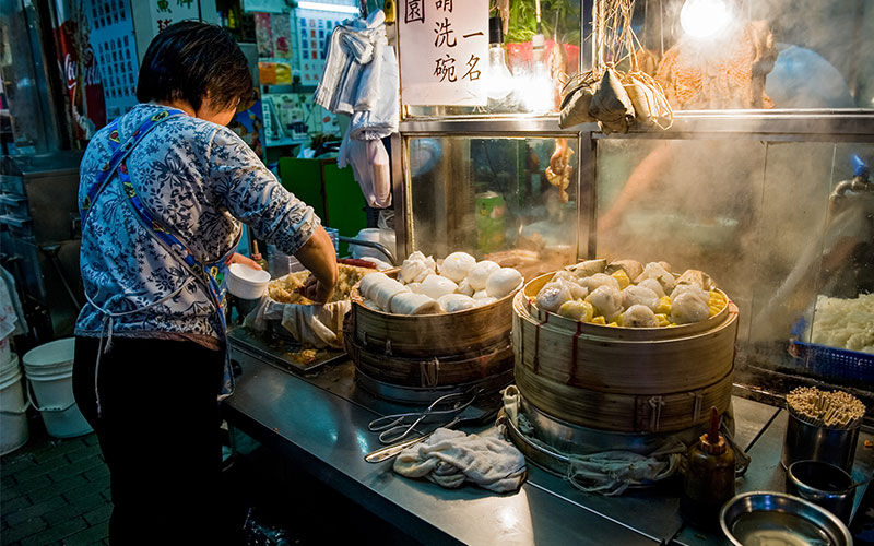 Local steaming food for market stall