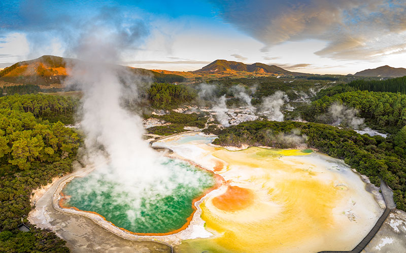 Warm, colourful pools bubble in Rotorua‘s geothermal zone, New Zealand