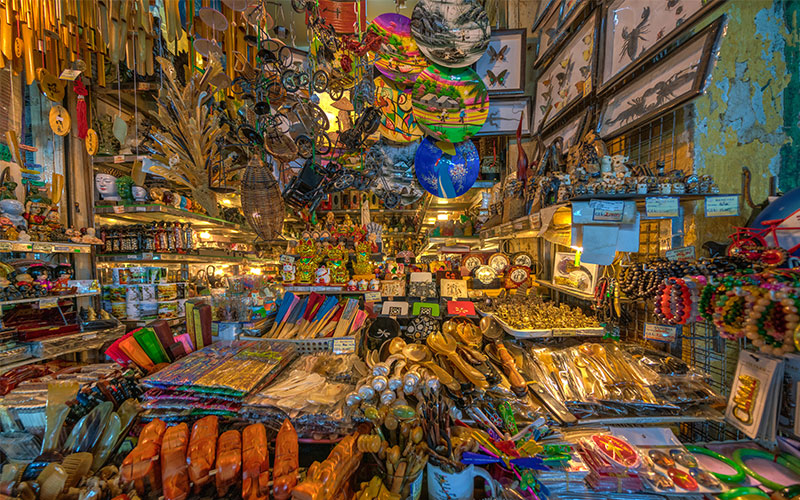 Ben Thanh Market stall full of souvenirs 